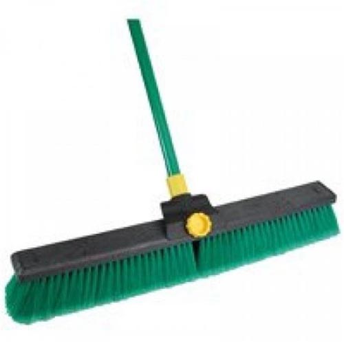 B&D 18" PUSH BROOM