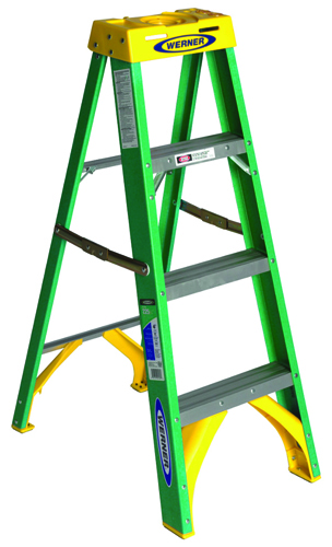 WERNER 5904 Step Ladder, 225 lb Weight Capacity, 3-Step, Fiberglass