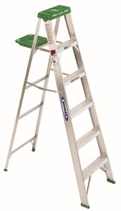 STEP LADDER 225LB 5FT