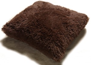 PV FUR 18X18 D.PILLOW CHOCOLATE