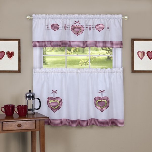 3 PIECE KITCHEN HEART CURTAIN