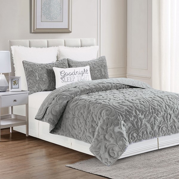 Cornelia F/Q Quilt Set