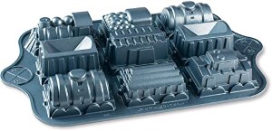 TRAIN CAKE PAN