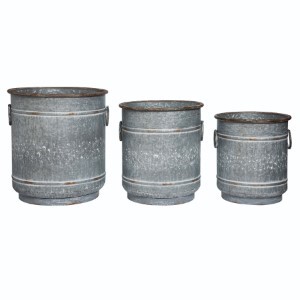 Barrel Planter W/Drainage Hole