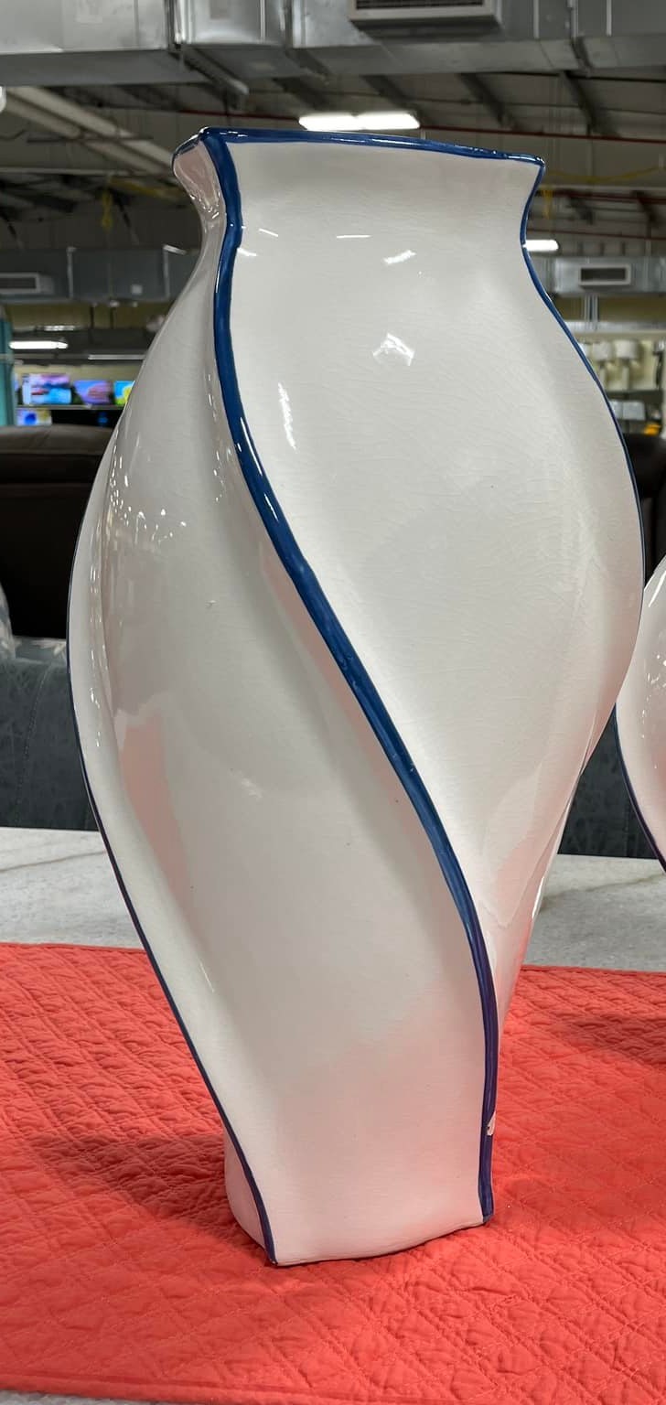 VICENTI VASE