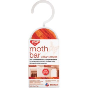 ENOZ MOTH BAR CEDAR SCENTED 6OZ