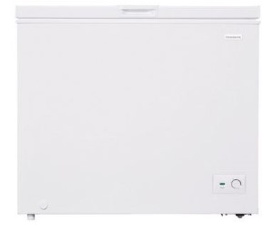 FRIGIDAIRE - 9 CU FT CHEST FREEZER (WHITE)